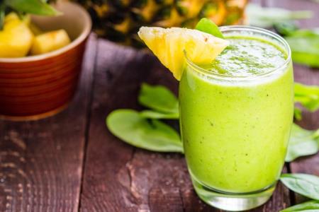 Vitaminska Bombe, die Cellulite auflöst